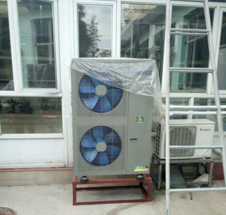 家用空氣能地暖