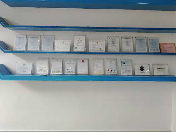 聚陽空氣能,太空能,低溫熱水機組,低溫采暖熱水機組