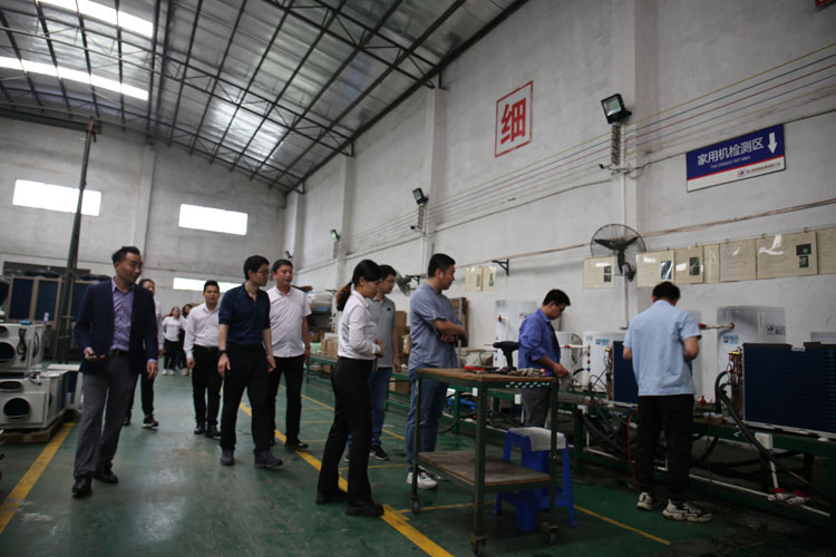 新希望集團考察聚陽公司